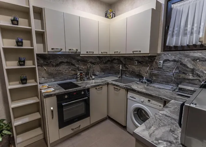 Aparthotel никонел 4*