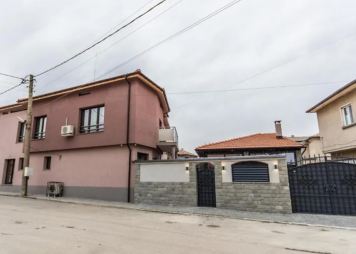 никонел Aparthotel