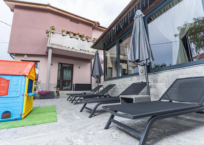 Aparthotel никонел